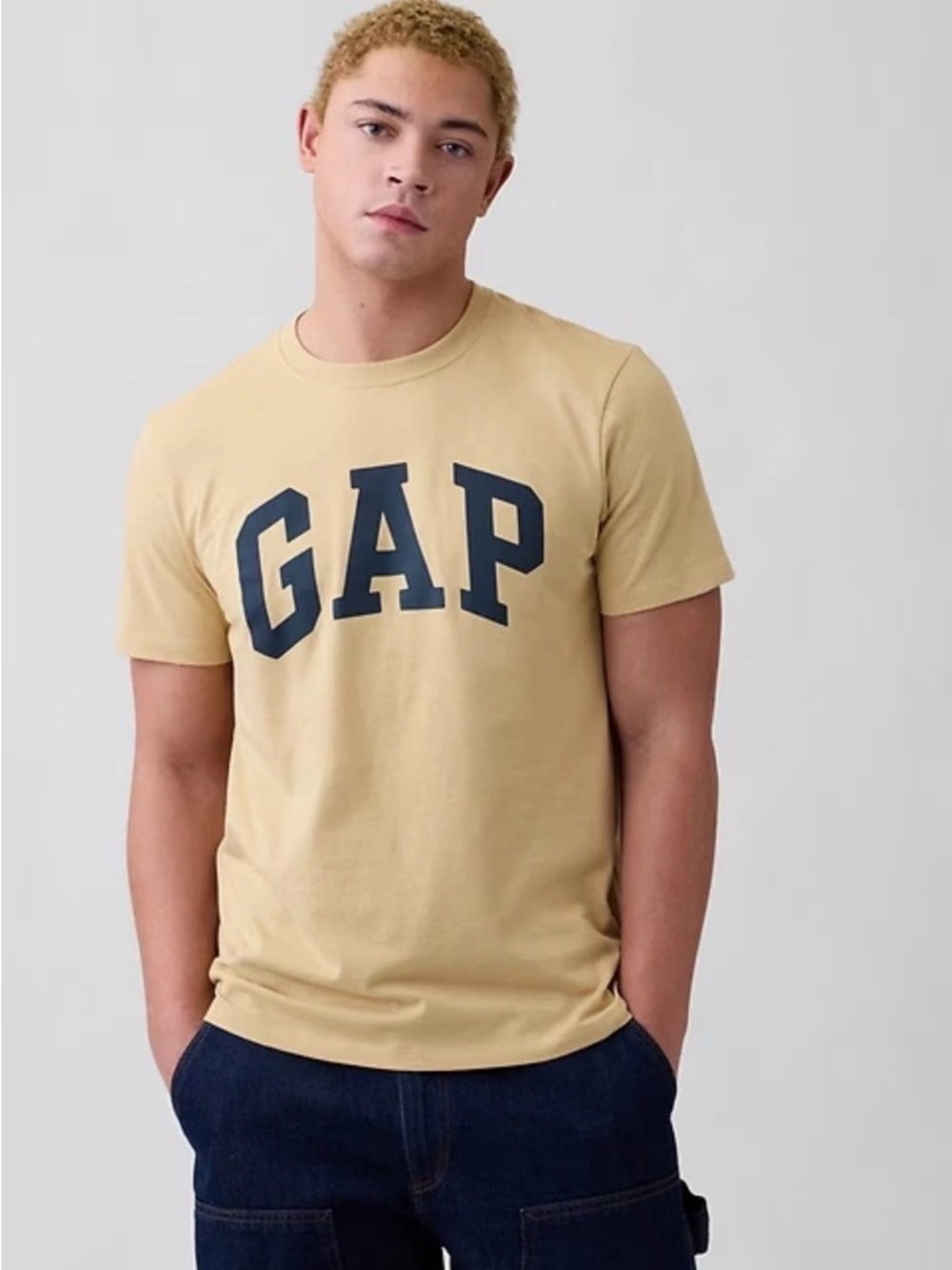 GAP Men's Short Sleeve Logo Tee in Tan with Navy Print